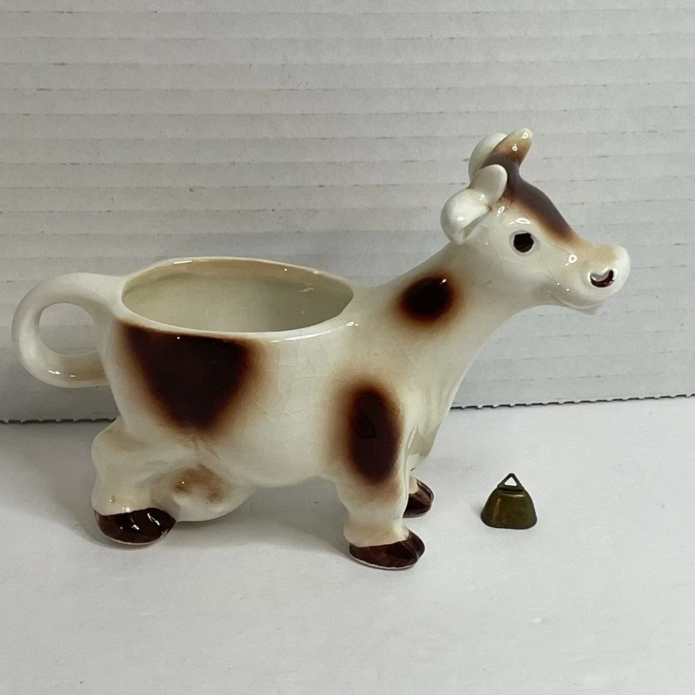 Vintage GOEBEL GERMANY Porcelain Cow Creamer, 5 3/4